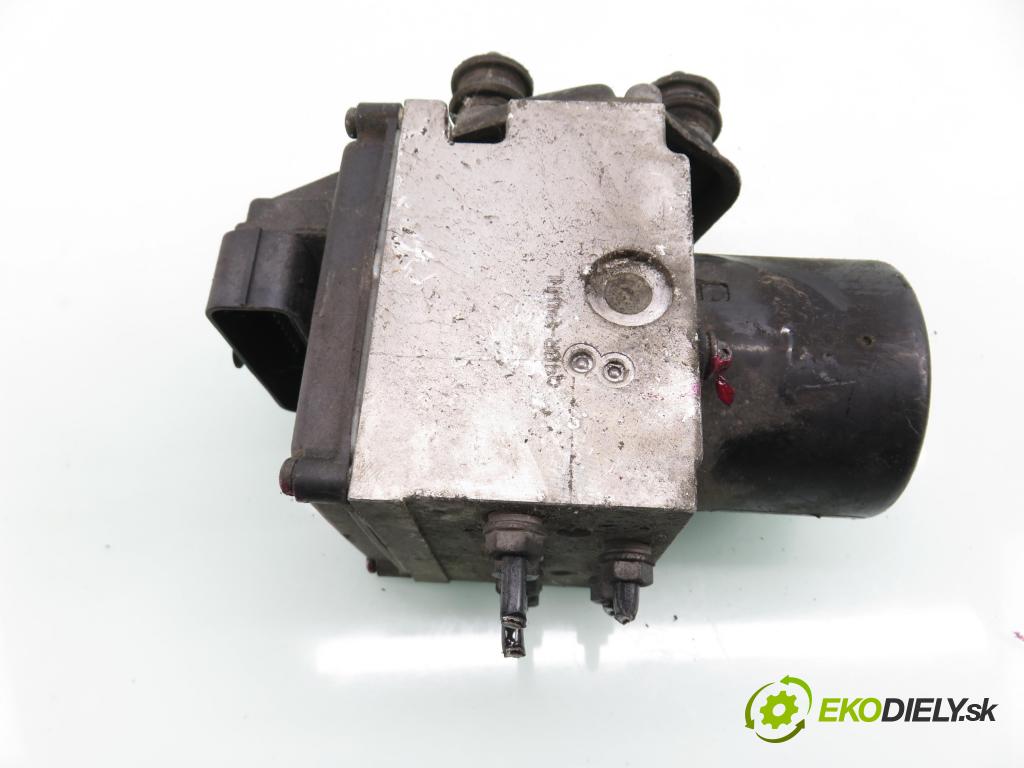 VW PASSAT B6 Variant (3C5) KOMBI 2005 77,00 1.9 TDI - BKC 1896,00 Pumpa ABS 16027201 ; 3C0614095P ; 16027001A (Pumpa ABS)