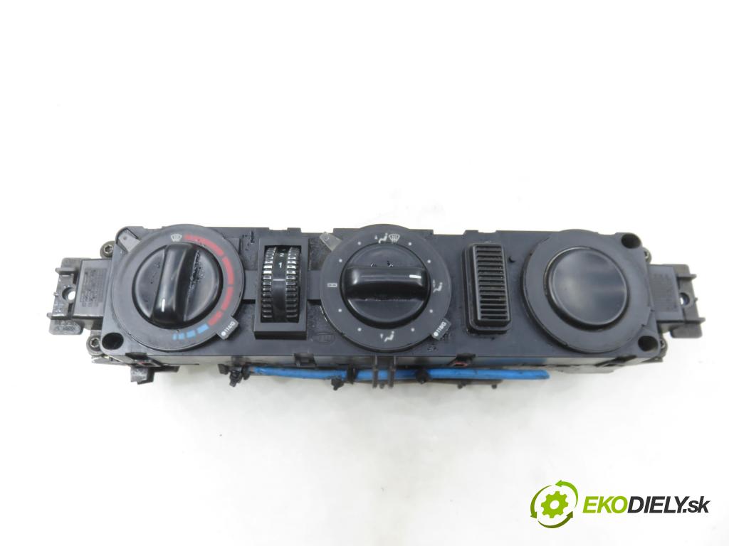 MERCEDES-BENZ SPRINTER 3-t Skrzynia (903) FURGON 2003 60,00 308 CDI - OM 611.987 2148,00 Panel topení A0008306285KZ ; 5HB00805702