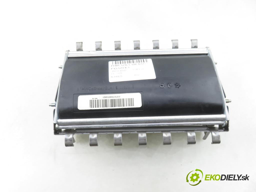 MITSUBISHI COLT VI (Z3_A, Z2_A) HB 2012 55,00 1.1 - 3A91 1124,00 AirBag air BAG CESTUJÍCÍ: 7030A233