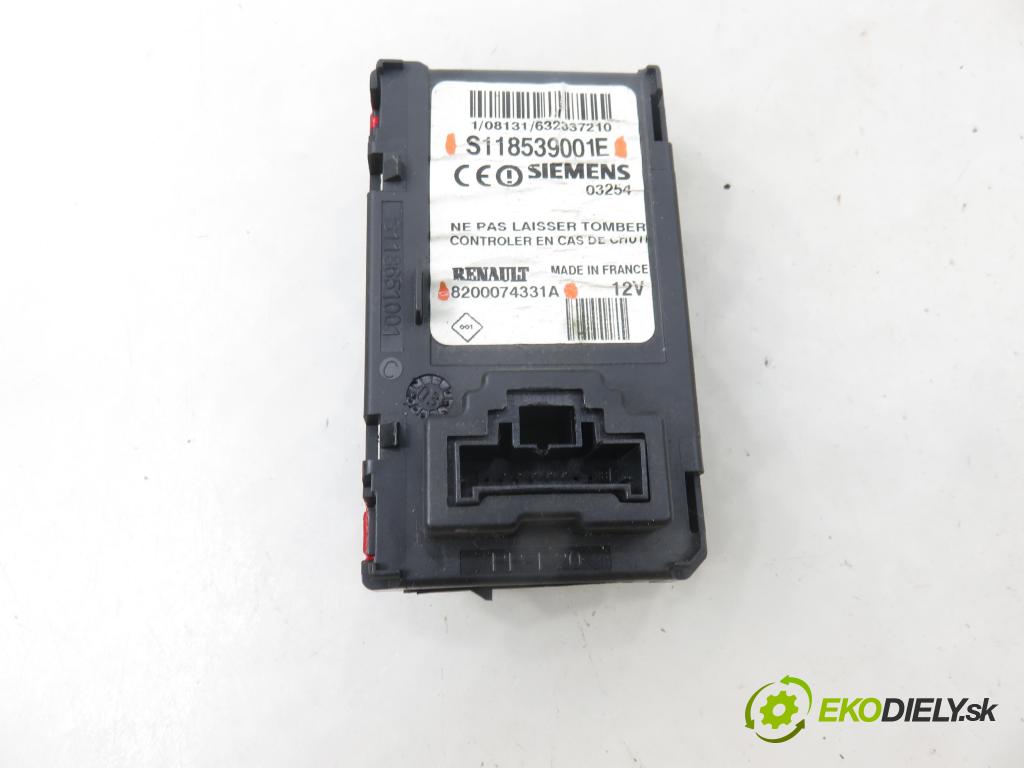 RENAULT MEGANE II Kombi (KM0/1_) KOMBI 2005 88,00 1.9 dCi 120 - F9Q 800 1870,00 CZYTNIK KARTY: 8200074331A ; S118539001E