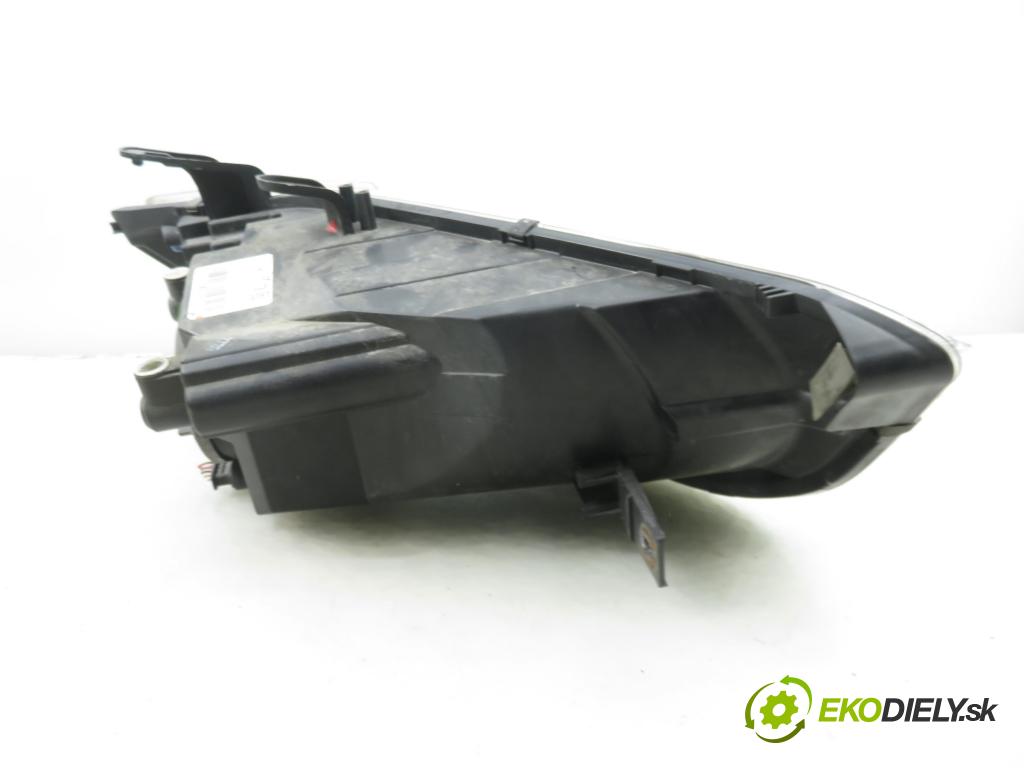 MITSUBISHI COLT VI (Z3_A, Z2_A) HB 2012 55,00 1.1 - 3A91 1124,00 Svetlo LP 030124930100 ; 8301B179
