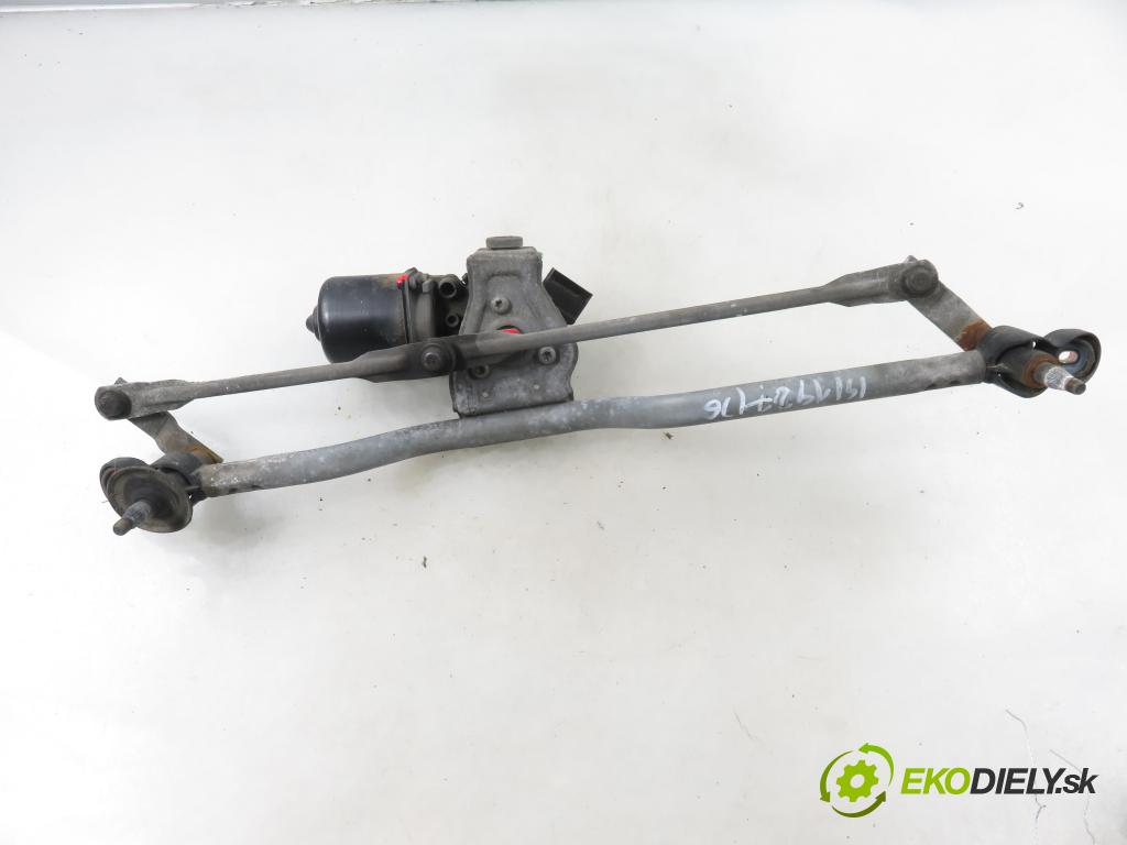 RENAULT THALIA I (LB0/1/2_) SEDAN 2006 43,00 1.2 - D7F 744 1149,00 MECHANISMUS/ motorek stěračů