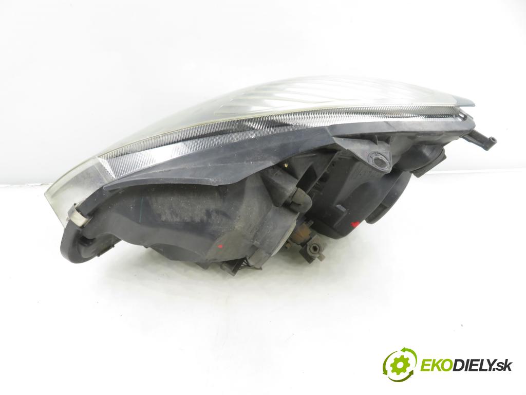 RENAULT THALIA I (LB0/1/2_) SEDAN 2006 43,00 1.2 - D7F 744 1149,00 světlo PP