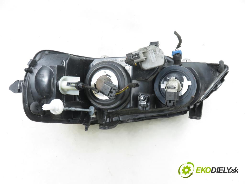 OPEL ASTRA G Kombi (T98) KOMBI 1999 66,00 1.4 16V - X 14 XE 1389,00 Svetlo PP