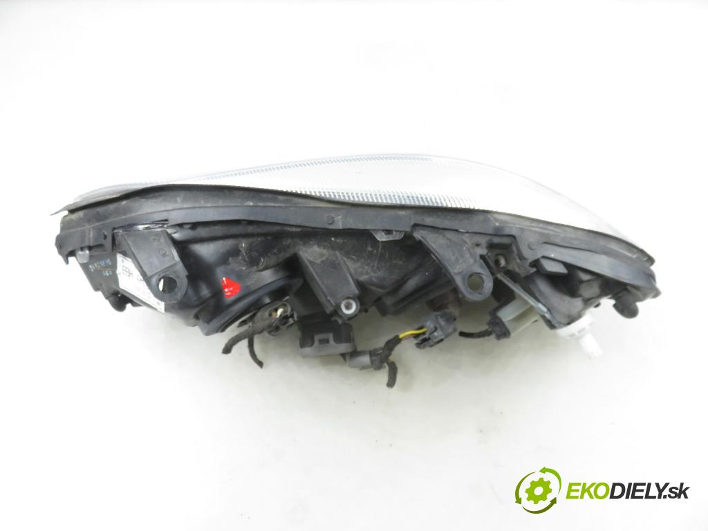 OPEL ASTRA G Kombi (T98) KOMBI 1999 66,00 1.4 16V - X 14 XE 1389,00 Svetlo PP