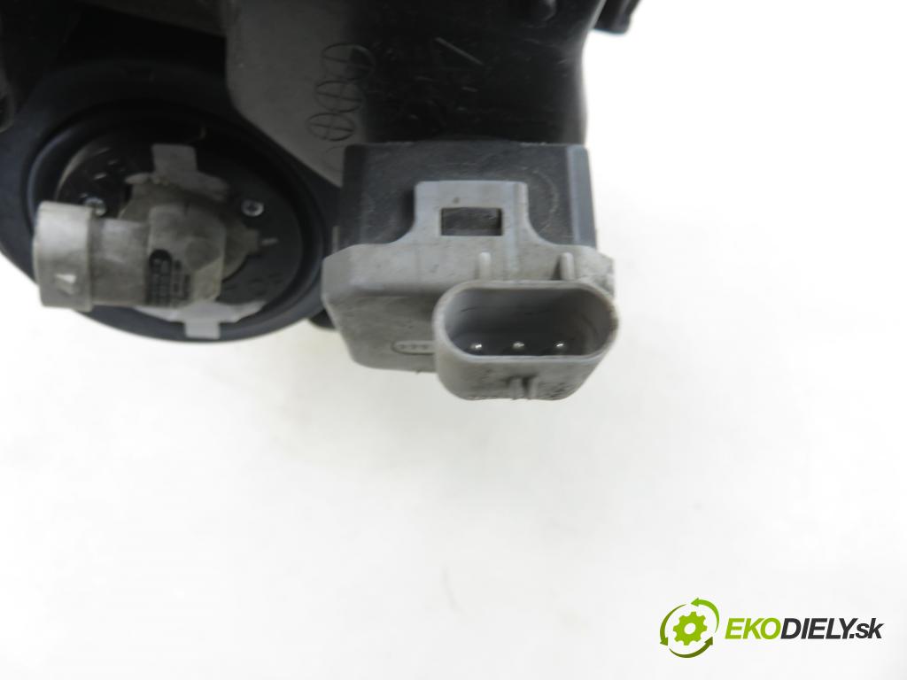 OPEL ASTRA G Kombi (T98) KOMBI 1999 66,00 1.4 16V - X 14 XE 1389,00 Svetlo PP
