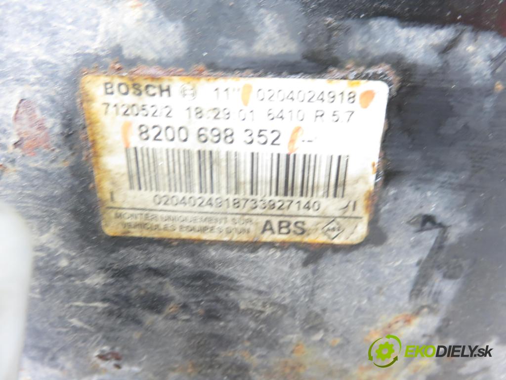 RENAULT MASTER II Skrzynia (FD) FURGON 2008 84,00 2.5 dCi 120 - G9U 724 2464,00 posilovač 0204024918 ; 8200698352 (Servočerpadlo)