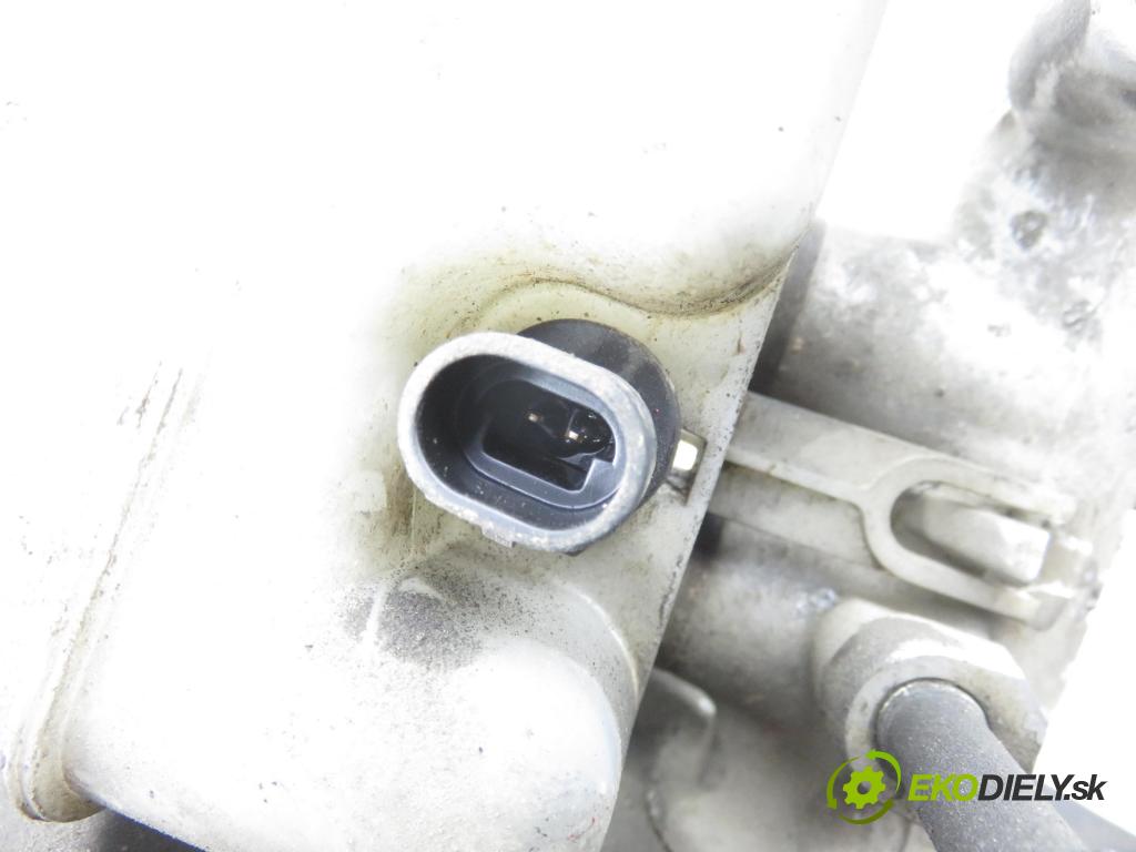 OPEL ASTRA G Kombi (T98) KOMBI 1999 66,00 1.4 16V - X 14 XE 1389,00 Posilovač 90498034MC (Servočerpadlo)