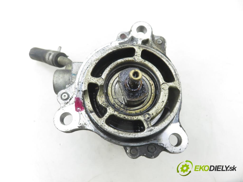 MAZDA 5 (CR19) MINIVAN 2006 105,00 2.0 CD - RF7J 1998,00 pumpa vakuová X2T58173 ; RF7J18G00