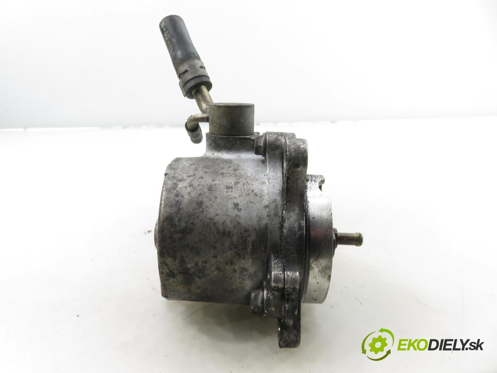 MAZDA 5 (CR19) MINIVAN 2006 105,00 2.0 CD - RF7J 1998,00 pumpa vakuová X2T58173 ; RF7J18G00