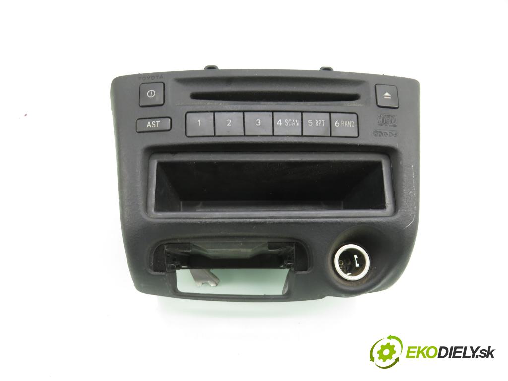 TOYOTA YARIS (_P1_) HB 2005 64,00 1.3 (SCP12_) - 2SZ-FE 1298,00 RADIO CD 861200D140