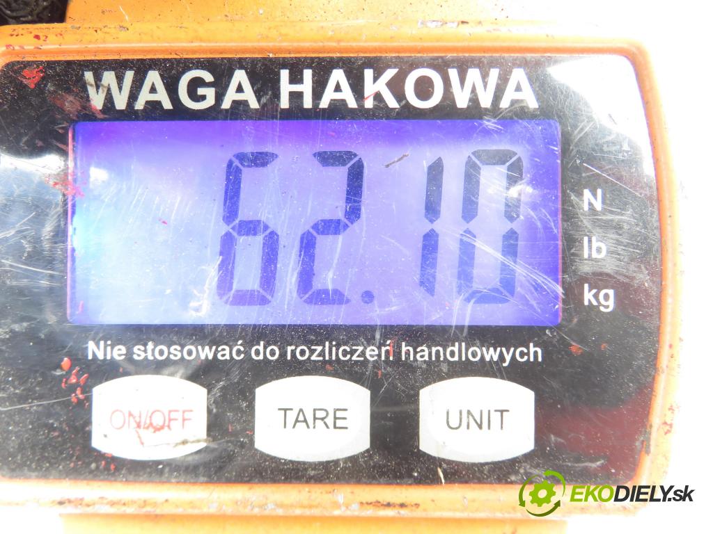 PEUGEOT 206 liftback (2A/C) HB 2001 440,00 1.1 i - HFX (TU1JP) 1124,00 výztuha zadní část ABS