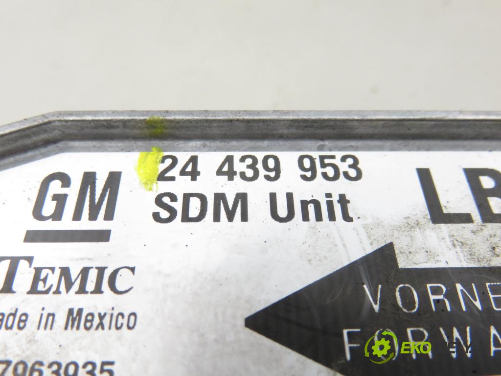 OPEL CORSA C (X01) HB 2003 55,00 1.2 16V 75 - Z 12 XE 1199,00 MODUL air BAG 24439953LB