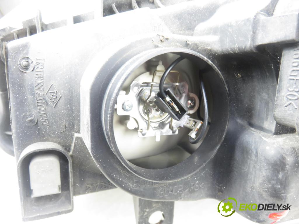 RENAULT MEGANE II Kombi (KM0/1_) KOMBI 2005 88,00 1.9 dCi 120 - F9Q 800 1870,00 Svetlo PP 8200073221J
