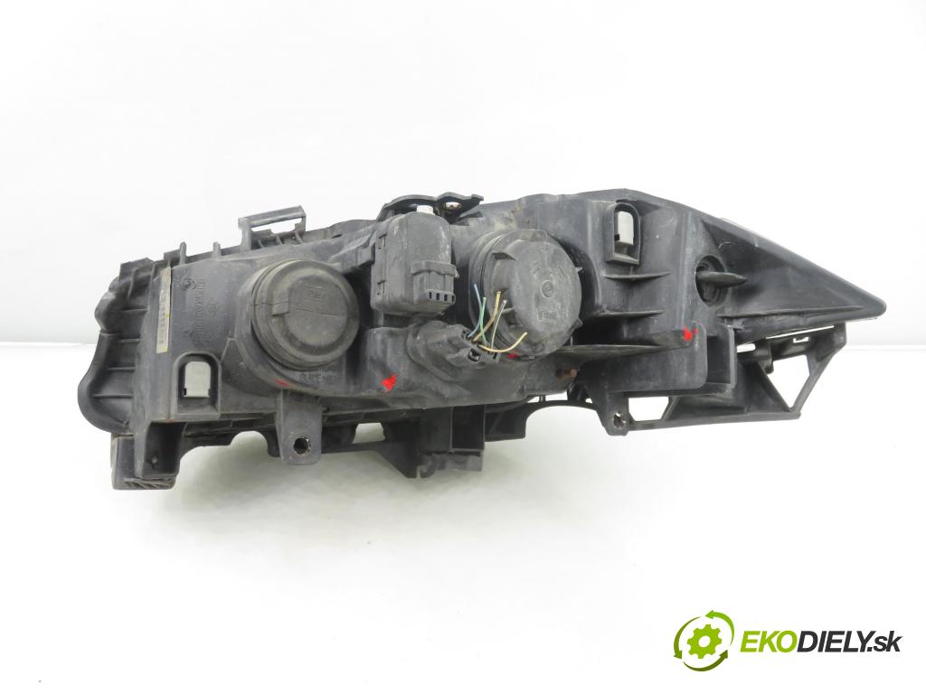 RENAULT MEGANE II Kombi (KM0/1_) KOMBI 2005 88,00 1.9 dCi 120 - F9Q 800 1870,00 Svetlo PP 8200073221J
