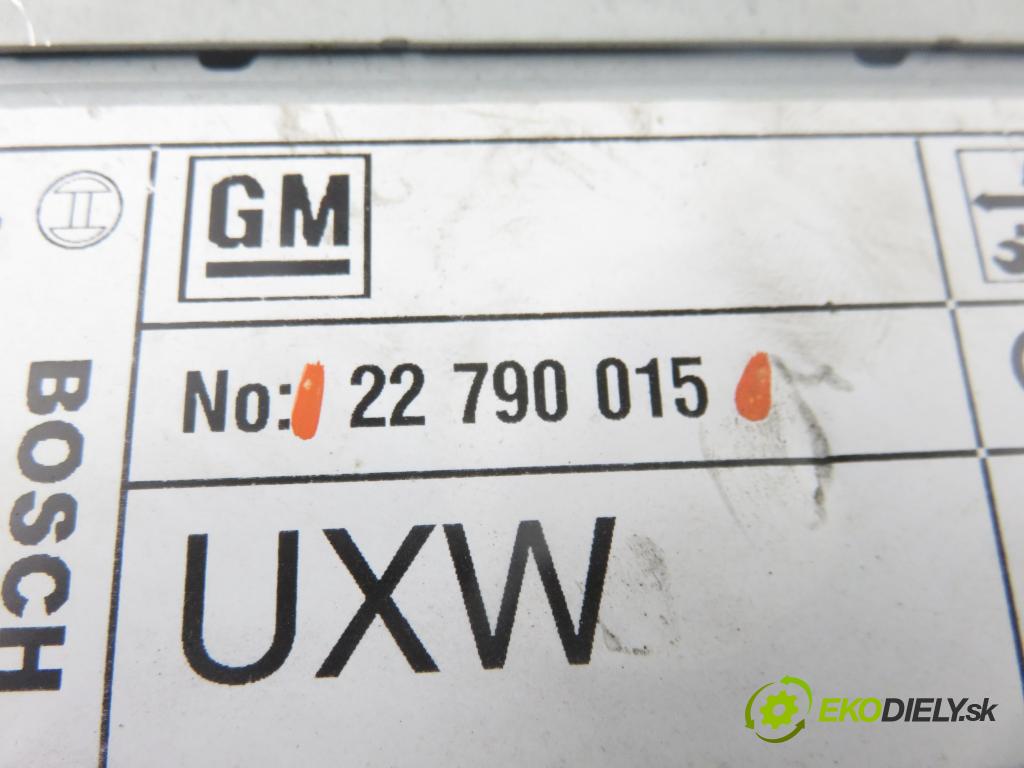 OPEL ASTRA J Sports Tourer (P10) KOMBI 2011 81,00 1.7 CDTI - A 17 DTJ 1686,00 RADIO CD 7612034260 ; 22790015