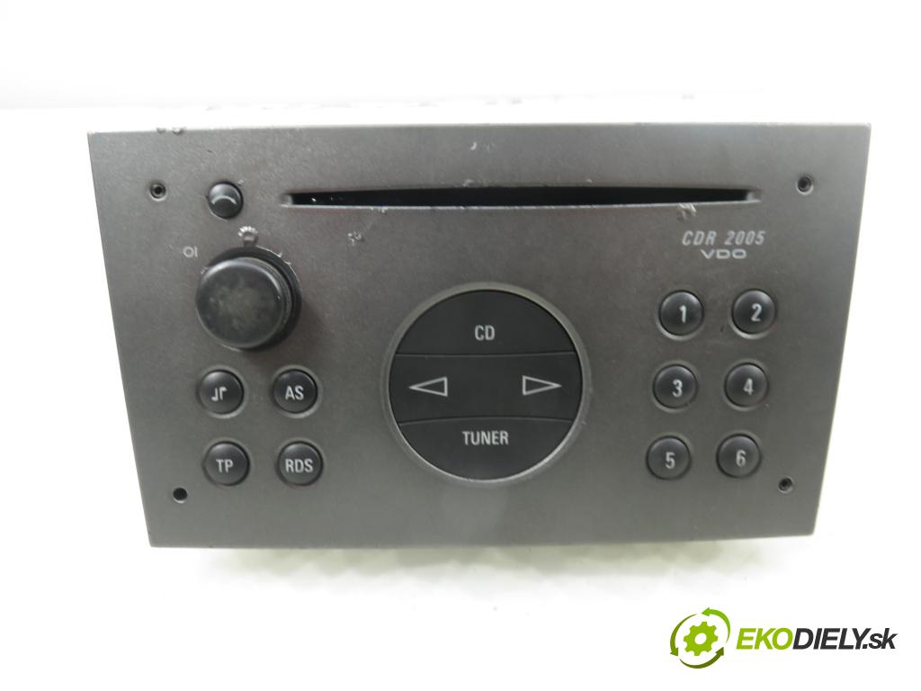 OPEL VECTRA C (Z02) SEDAN 2002 81,00 1.8 - Z 18 XEL 1796,00 RADIO 24441224 ; 330886636