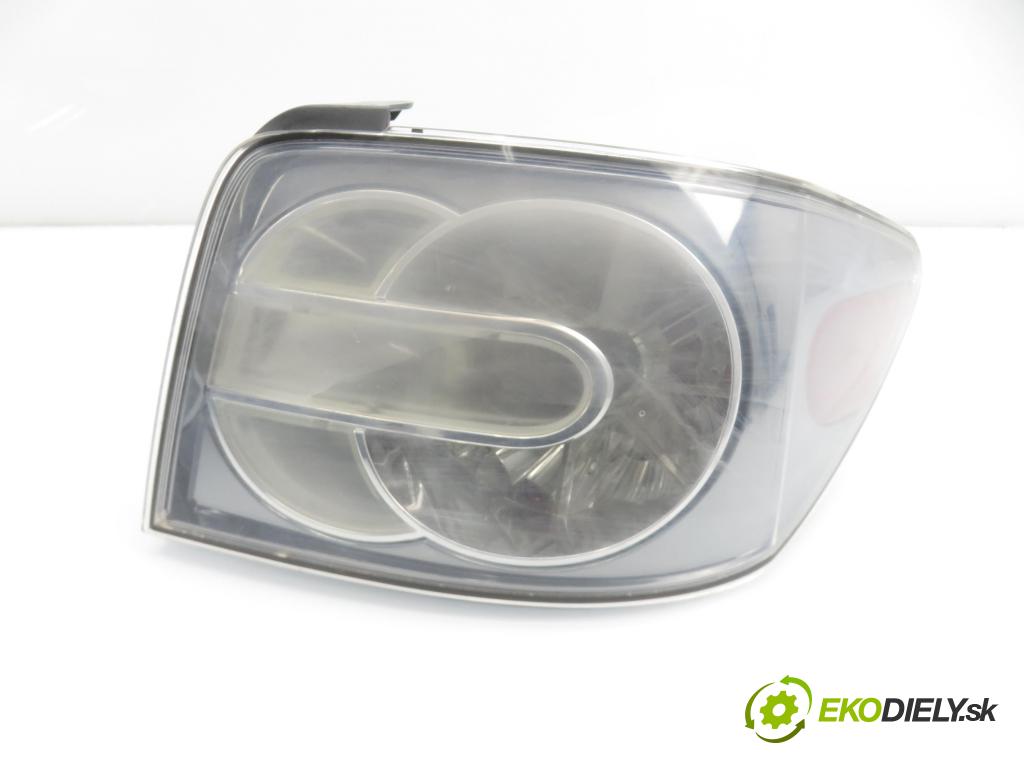 MAZDA CX-7 (ER) SUV 2008 182,00 2.3 - L3-VDT 2261,00 světlo pravé zadní