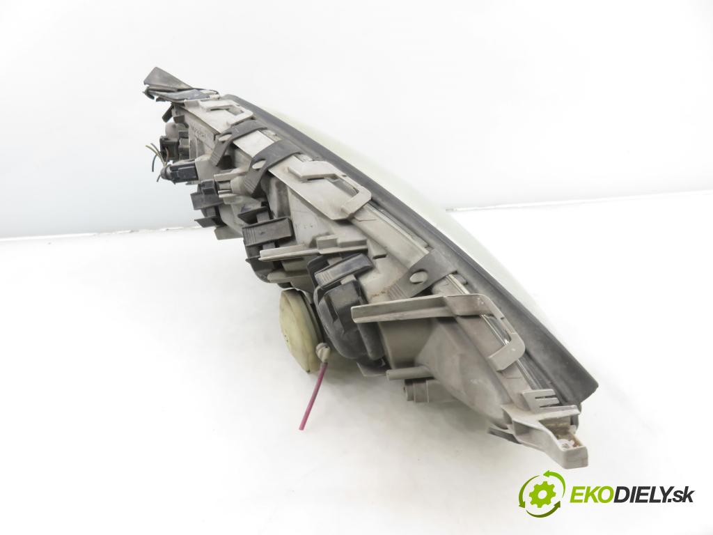 MERCEDES-BENZ KLASA A (W168) HB 1996 75,00 1.6 102 A 160  M 166.960 1598,00 Svetlo LP 1688200161 ; 0301152201