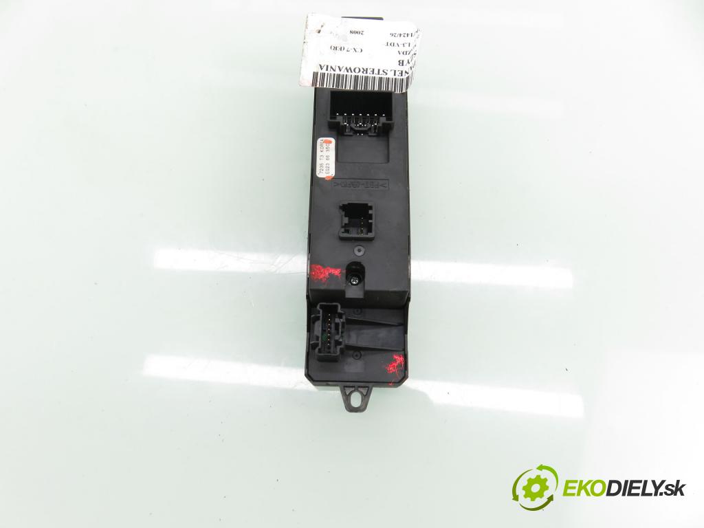 MAZDA CX-7 (ER) SUV 2008 182,00 2.3 - L3-VDT 2261,00 Panel ovládania okien EG2366350