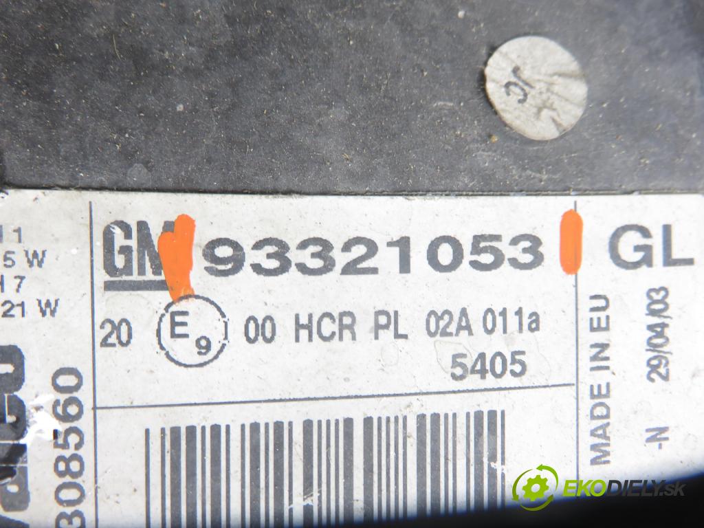 OPEL MERIVA A nadwozie wielkoprzestrzenne (MPV) (X03) HB 2003 74,00 1.6 16V - Z 16 XE 1598,00 světlo PP 93321053