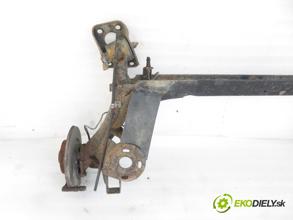 VW GOLF IV (1J1) HB 1998 74,00 1.6 - AKL 1595,00 výztuha zadní část ABS