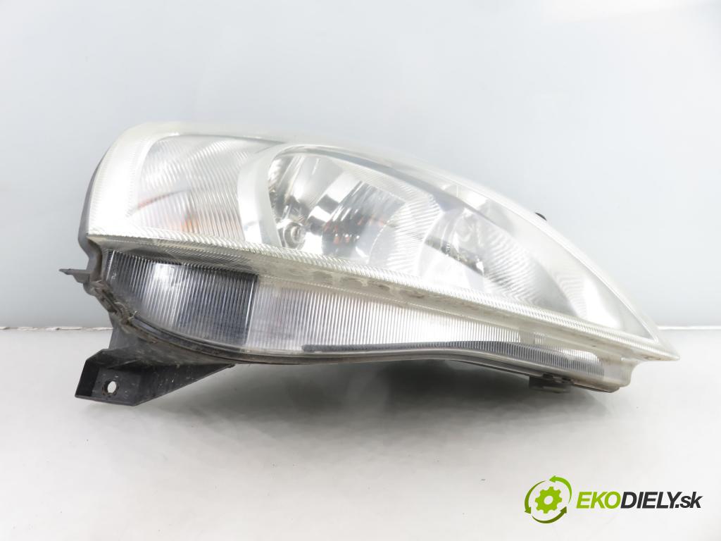 OPEL CORSA C (X01) HB 2003 55,00 1.2 16V 75 - Z 12 XE 1199,00 Svetlo PP 09114330