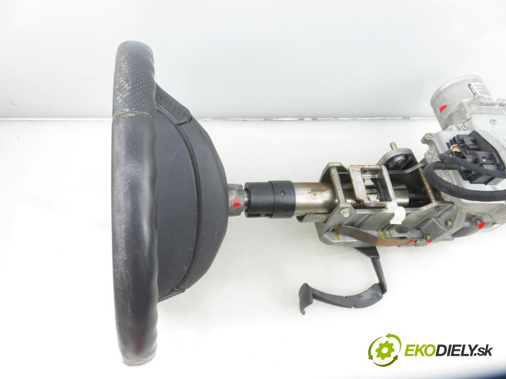 RENAULT MEGANE II Kombi (KM0/1_) KOMBI 2005 88,00 1.9 dCi - F9Q 800 1870,00 SLOUPEC / PODPORA elektrický 8200246631B ; 50300374