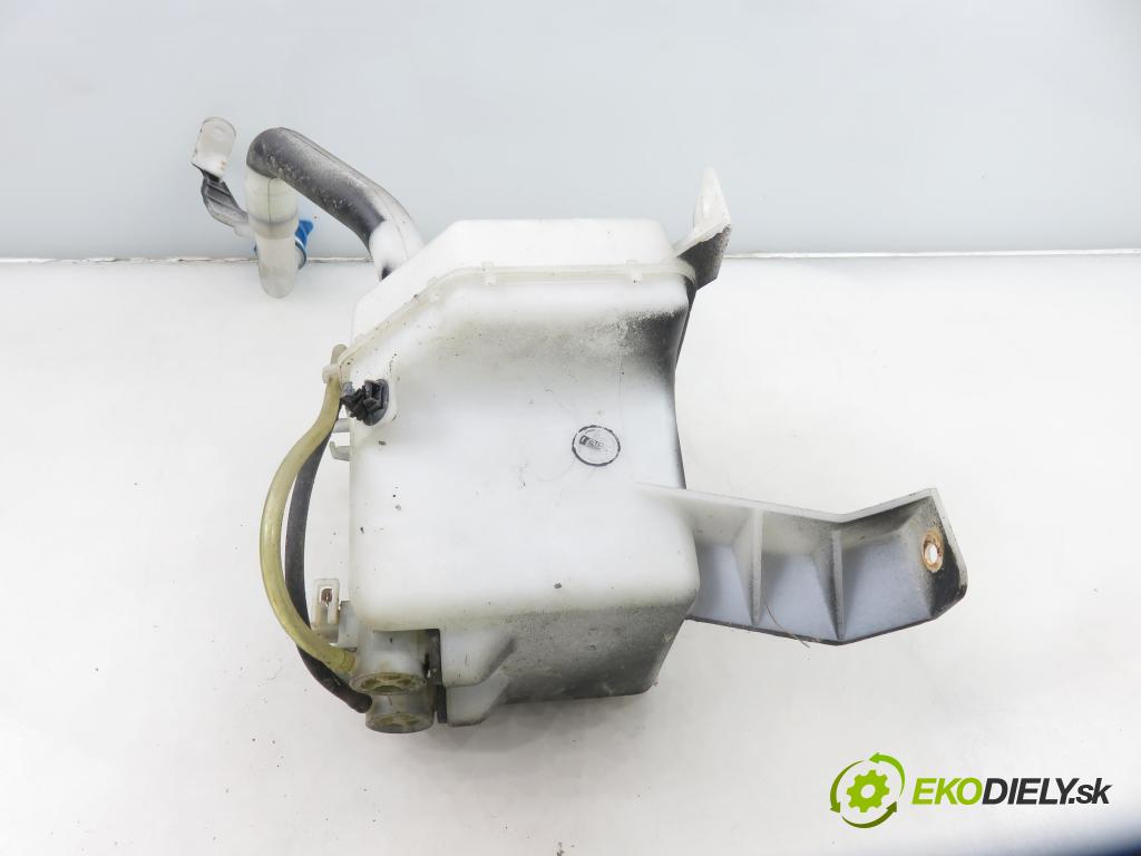 SUZUKI SWIFT III (MZ, EZ) HB 2005 68,00 1.3 4x4 (RS 413) - M13A 1328,00 Nádržka ostrekovačov (Kľučka dverí ostatné)