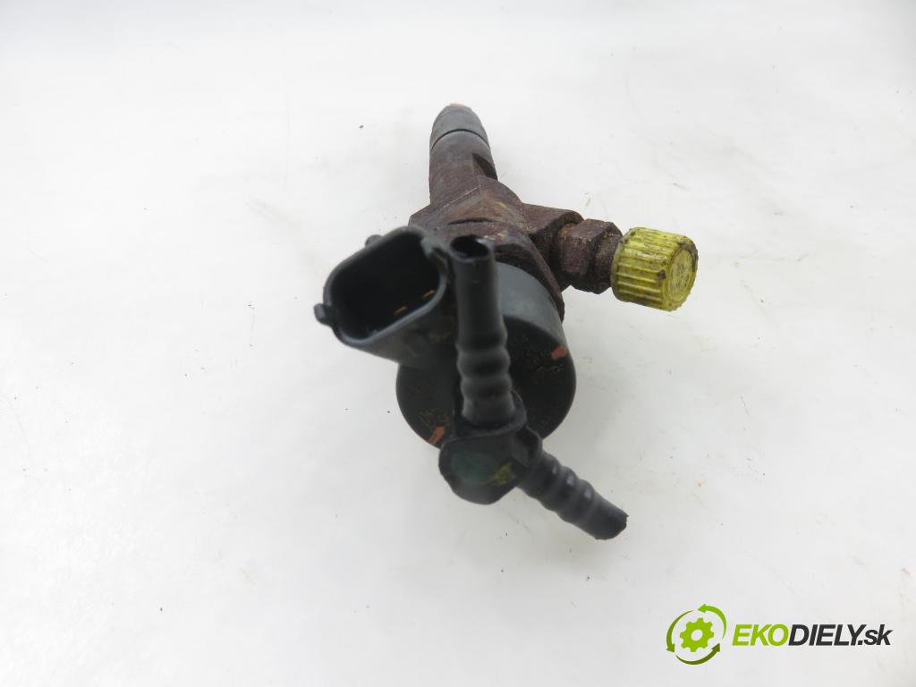 RENAULT MEGANE II Kombi (KM0/1_) KOMBI 2005 88,00 1.9 dCi 120 - F9Q 800 1870,00 Vstrekovacie ventily 8200100272 ; 0445110110B (Vstrekovací ventil)