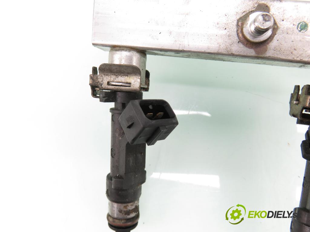 CHEVROLET AVEO liftback (T300) HB 2012 63,00 1.2 LPG - A 12 XER 1229,00 Lišta vstrekovacia 55572731 ; 0280158181 ; 0280151258 (Vstrekovacia lišta)