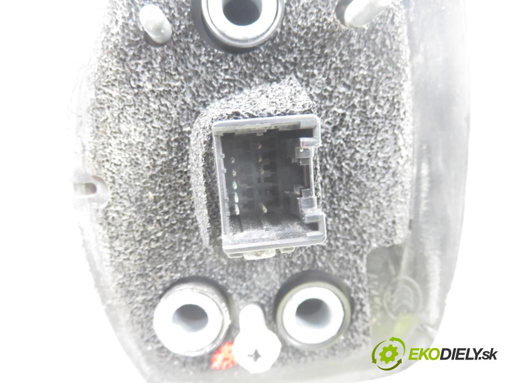OPEL ANTARA A (L07) SUV 2012 135,00 2.2 CDTi 4x4 - A 22 DMH 2231,00 zpětné zrcátko LE