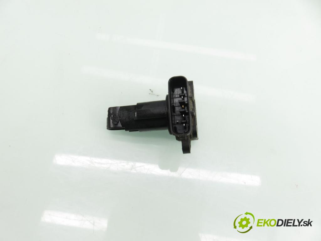 TOYOTA YARIS (_P1_) HB 2002 63,00 1.3 (NCP10_, SCP12_) - 2NZ-FE 1299,00 váha vzduchu vzduchu 2220422010 ; 1974002030