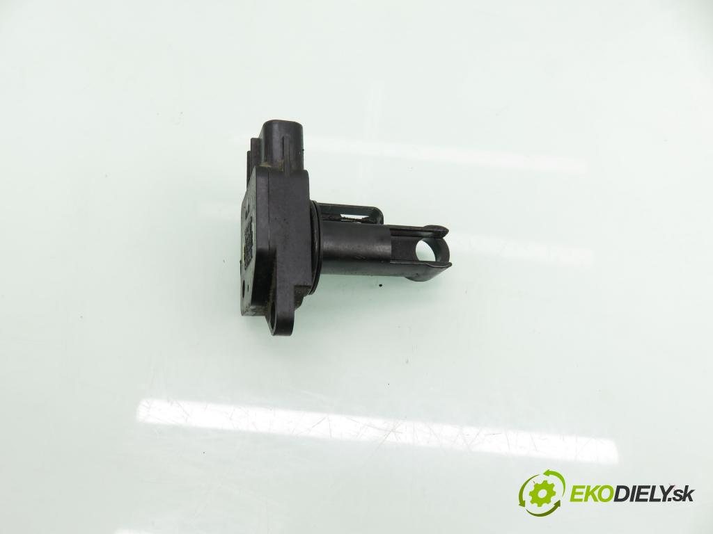TOYOTA YARIS (_P1_) HB 2002 63,00 1.3 (NCP10_, SCP12_) - 2NZ-FE 1299,00 váha vzduchu vzduchu 2220422010 ; 1974002030