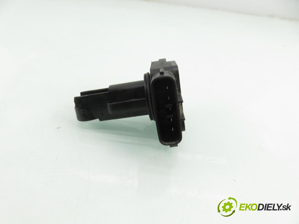 TOYOTA YARIS (_P1_) HB 2002 63,00 1.3 (NCP10_, SCP12_) - 2NZ-FE 1299,00 váha vzduchu vzduchu 2220422010 ; 1974002030
