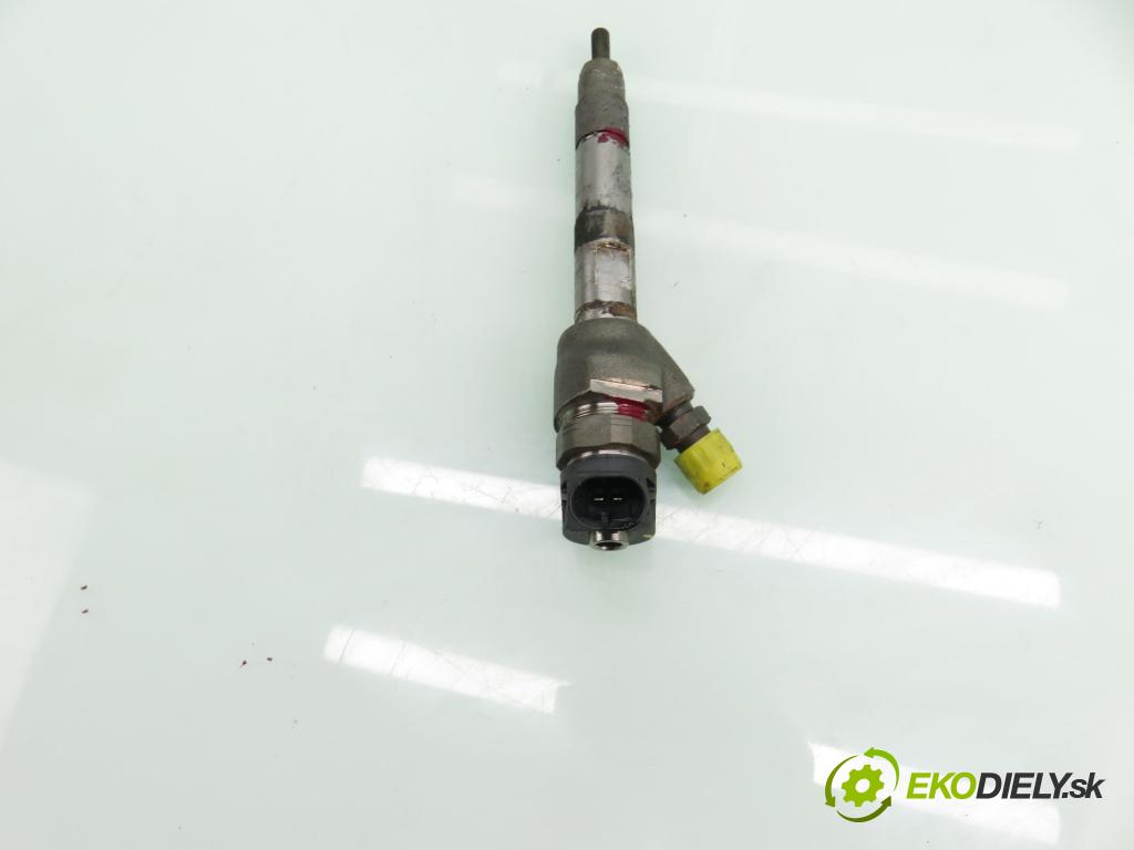 TOYOTA AVENSIS sedan (_T27_) SEDAN 2016 105,00 2.0 D-4D (WWT271_) - 2WW 1995,00 vstřikovač 0445110613 ; 8514146 (Vstřikovač paliva)