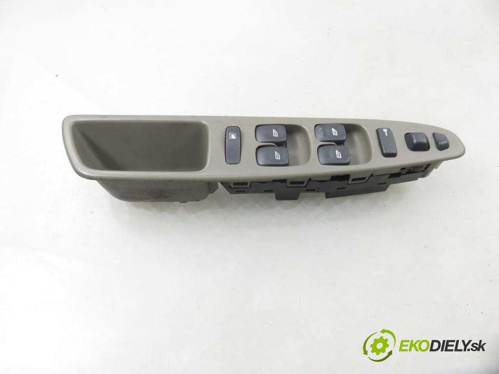 VOLVO V40 Kombi (645) KOMBI 2002 75,00 1.9 DI 102 - D 4192 T4 1870,00 Panel ovládania okien 30638533