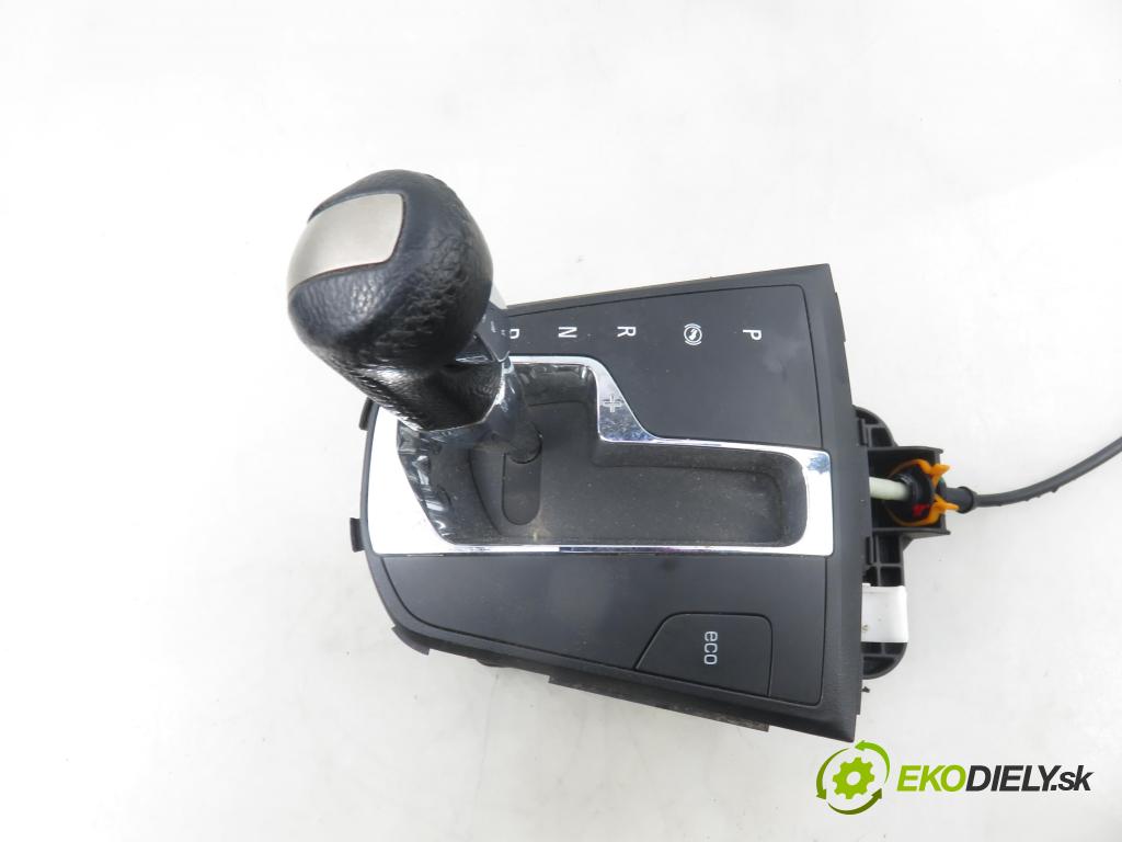 OPEL ANTARA A (L07) SUV 2012 135,00 2.2 CDTi 4x4 - A 22 DMH 2231,00 ZVEDÁK: