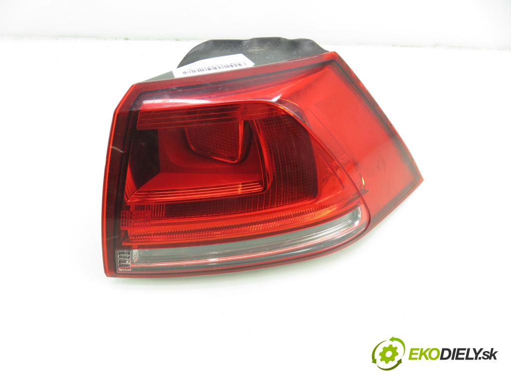 VW GOLF VII (5G1, BQ1, BE1, BE2) HB 2014 77,00 1.6 TDI - CLHA 1598,00 světlo pravé zadní 5G0945096M ; 90052058A