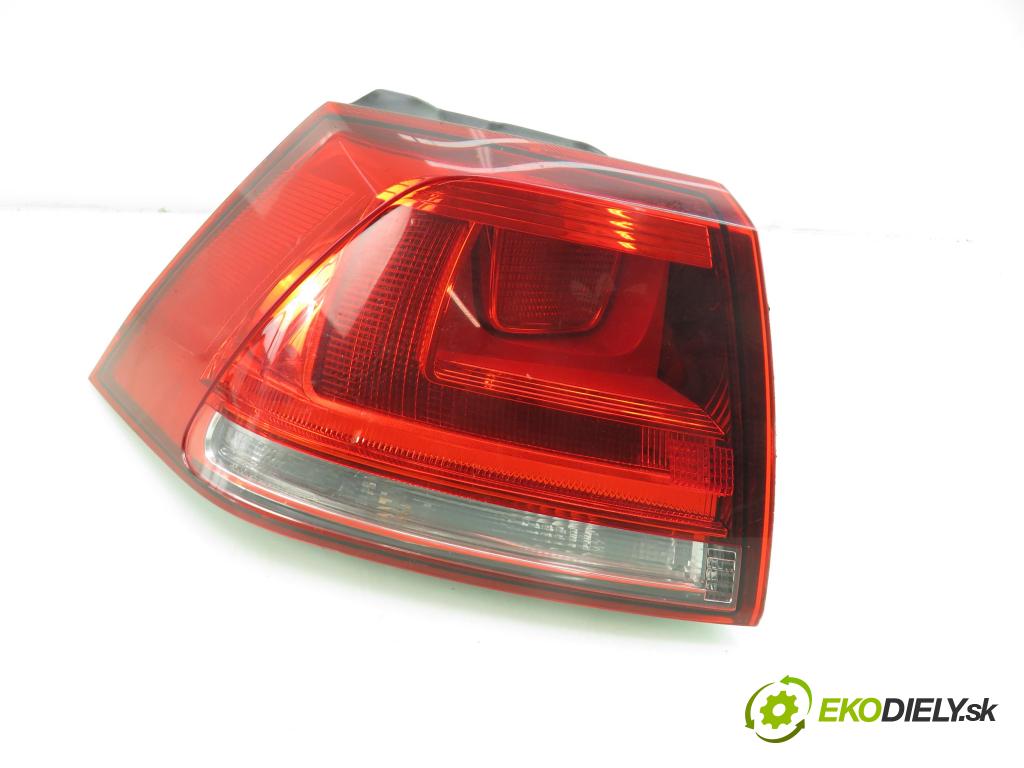 VW GOLF VII (5G1, BQ1, BE1, BE2) HB 2014 77,00 1.6 TDI - CLHA 1598,00 Svetlo ľavé zadné 5G0945095M ; 90052057A
