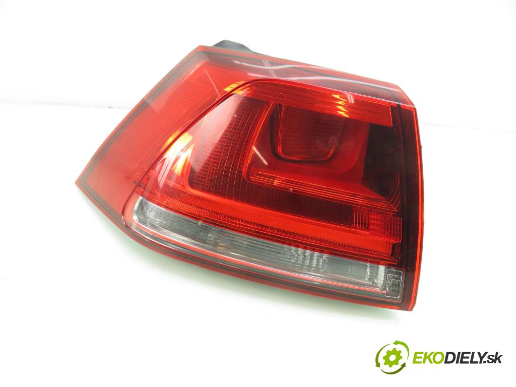 VW GOLF VII (5G1, BQ1, BE1, BE2) HB 2014 77,00 1.6 TDI - CLHA 1598,00 Svetlo ľavé zadné 5G0945095M ; 90052057A