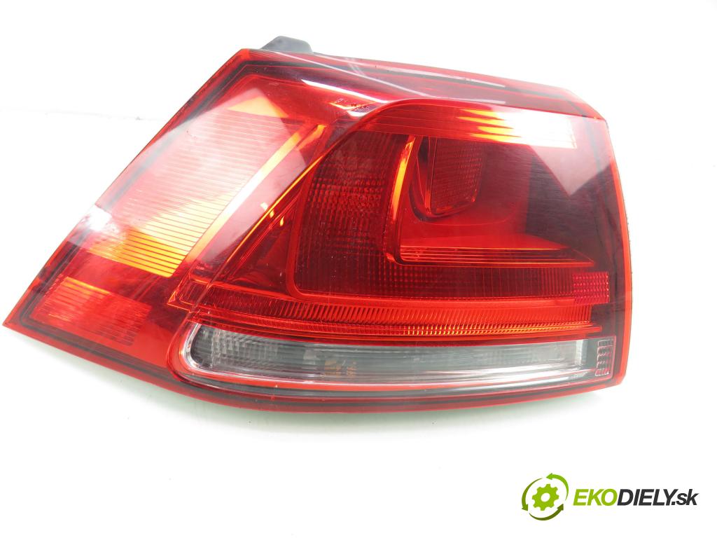 VW GOLF VII (5G1, BQ1, BE1, BE2) HB 2014 77,00 1.6 TDI - CLHA 1598,00 Svetlo ľavé zadné 5G0945095M ; 90052057A