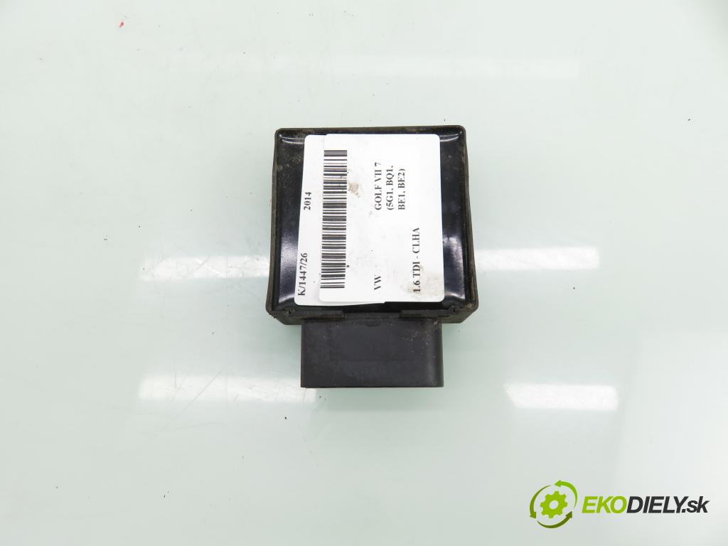 VW GOLF VII (5G1, BQ1, BE1, BE2) HB 2014 77,00 1.6 TDI - CLHA 1598,00 Riadiaca jednotka pumpy 5Q0906121G ; 1326304796