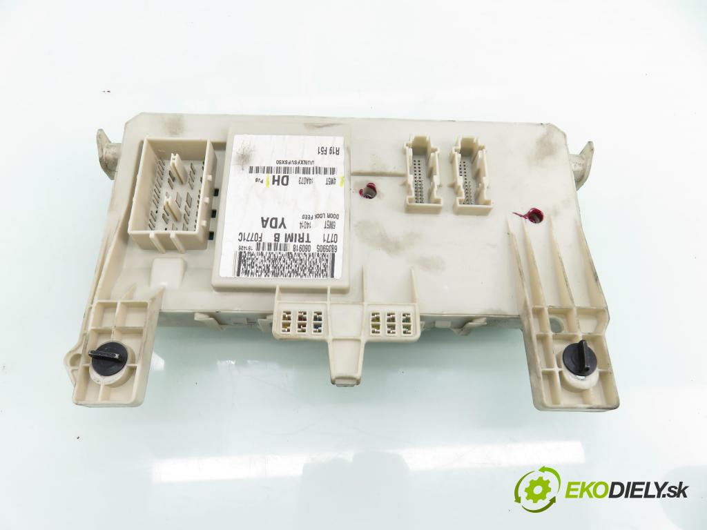 FORD FOCUS II Turnier (DA_, FFS, DS) KOMBI 2006 74,00 1.6 - SHDA 1596,00 MODUL BSI 4M5T14A073DH