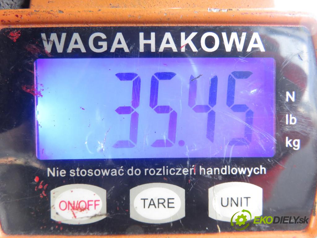 VW POLO CLASSIC (6V2) HB 1998 66,00 90 1.9 TDI - AHU 1896,00 výztuha zadní část 