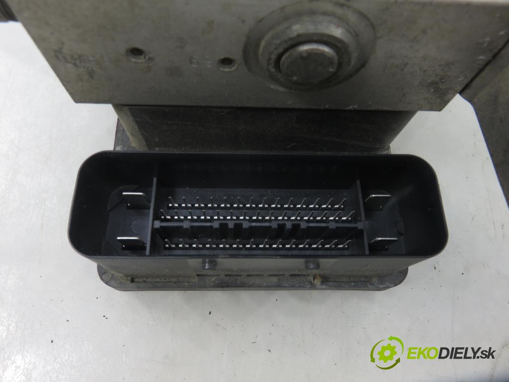 FORD FOCUS II Turnier (DA_, FFS, DS) KOMBI 2006 74,00 1.6 - SHDA 1596,00 Pumpa ABS 10096001193 ; 10020602164 ; 3M512C405HB (Pumpa ABS)