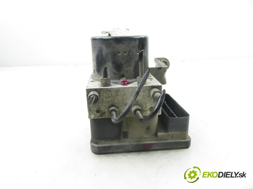 FORD FOCUS II Turnier (DA_, FFS, DS) KOMBI 2006 74,00 1.6 - SHDA 1596,00 Pumpa ABS 10096001193 ; 10020602164 ; 3M512C405HB (Pumpa ABS)