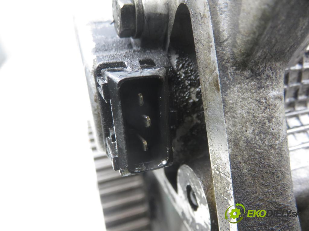 AUDI A3 (8L1) HB 1999 92,00 1.8 - AGN 1781,00 (hlava 058103373D