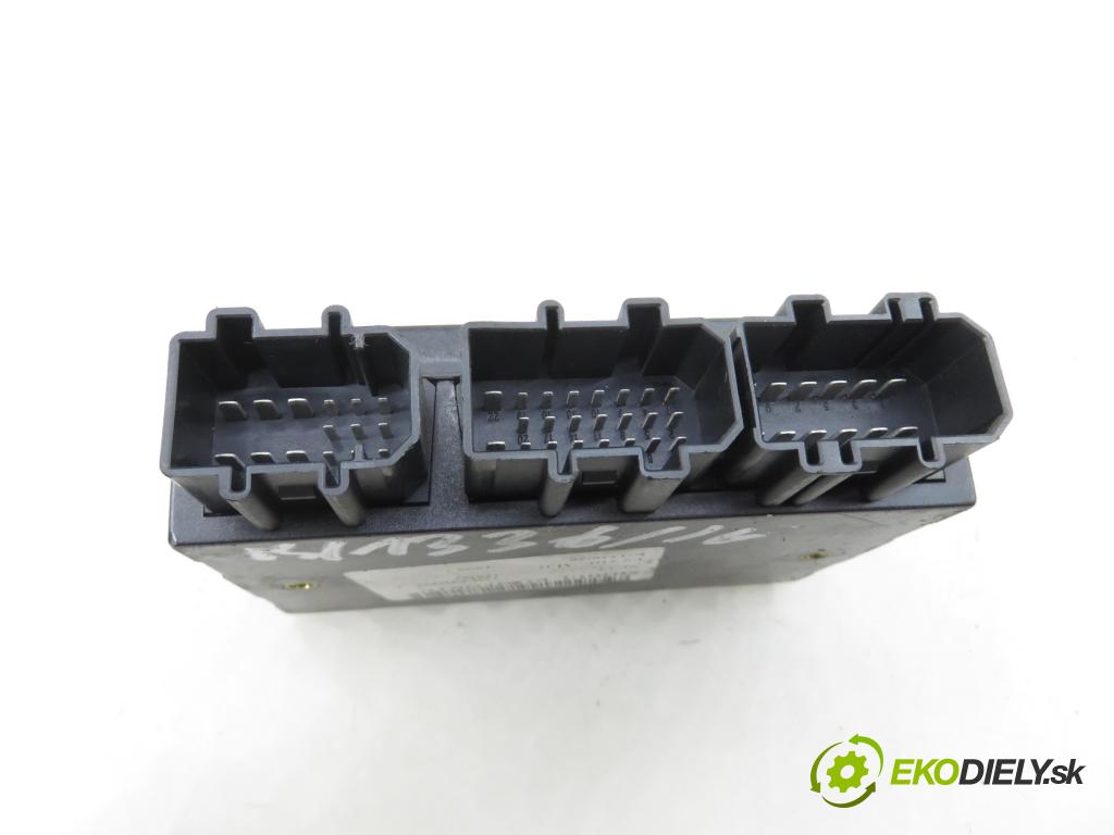 SEAT TOLEDO II (1M2) SEDAN 1999 66,00 1.9 TDI - ALH 1896,00 MODUL komfortu 1J0959799S ; 5DK00795350