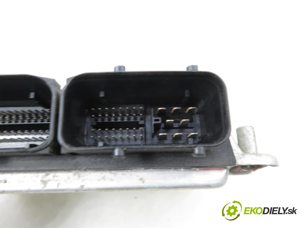 SEAT TOLEDO II (1M2) SEDAN 1999 66,00 1.9 TDI - ALH 1896,00 Riadiaca jednotka Motor 038906012CA ; 0281010230